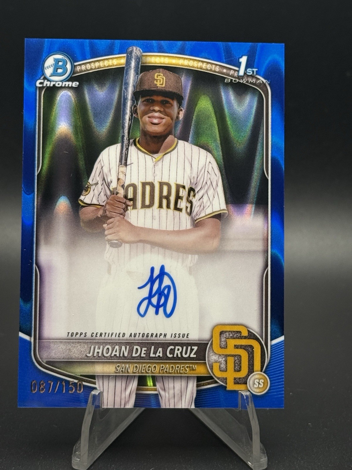 JHOAN DE LA CRUZ 2025 BOWMAN CHROME 1ST BLUE RAYWAVE PADRES AUTO /150