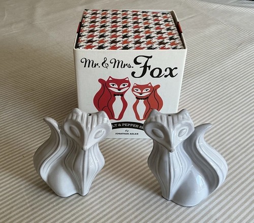 Jonathan Adler Mr. & Mrs. Fox Figural Salt & Pepper Shaker Set White Retired