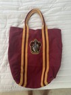 Universal Studios Wizarding World Harry Potter Gryffindor Crest Canvas Tote Bag — photo 1