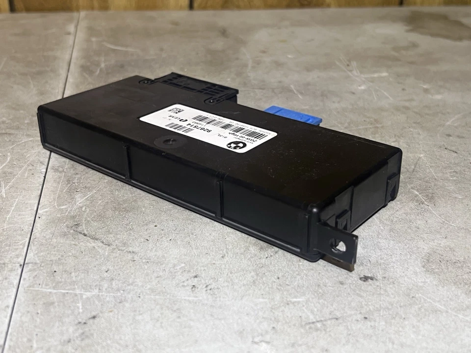 Оригинальный модуль центрального шлюза 2012–2017 BMW 650i 9267514 - Изображение 4 из 4