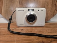 Nikon COOLPIX S30 10.1MP 3x Waterproof Digital Camera - White
