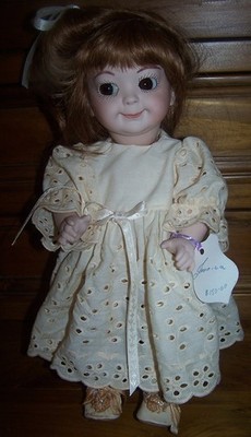 GRACIE MAY'S GOOGLY DOLL ''JESSICA'' - 15'' HEIGHT