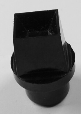 UN TASSEAU robur BOMB N 11 POUR POTENCE POSE VERRE