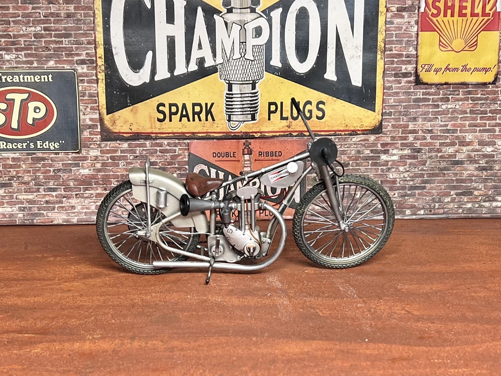 Speedway bike Model 1/9 Scale
