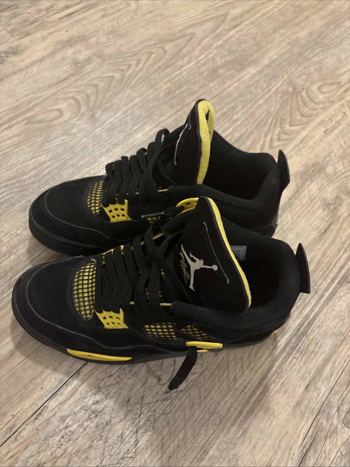 Jordan 4s Yellow Tunder 8.5 Men's Used