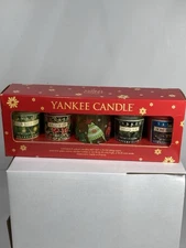 Yankee Candle 4 Votive Candle Gift Set Holiday Christmas Boxed Set New