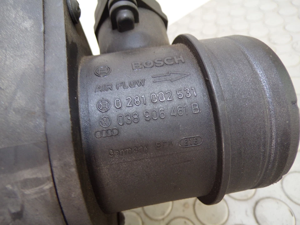 11598 Scatola filtro aria con debimetro Vw Polo 1.4 d dal 2003 al 2009 cod 02810 - Immagine 4 di 4