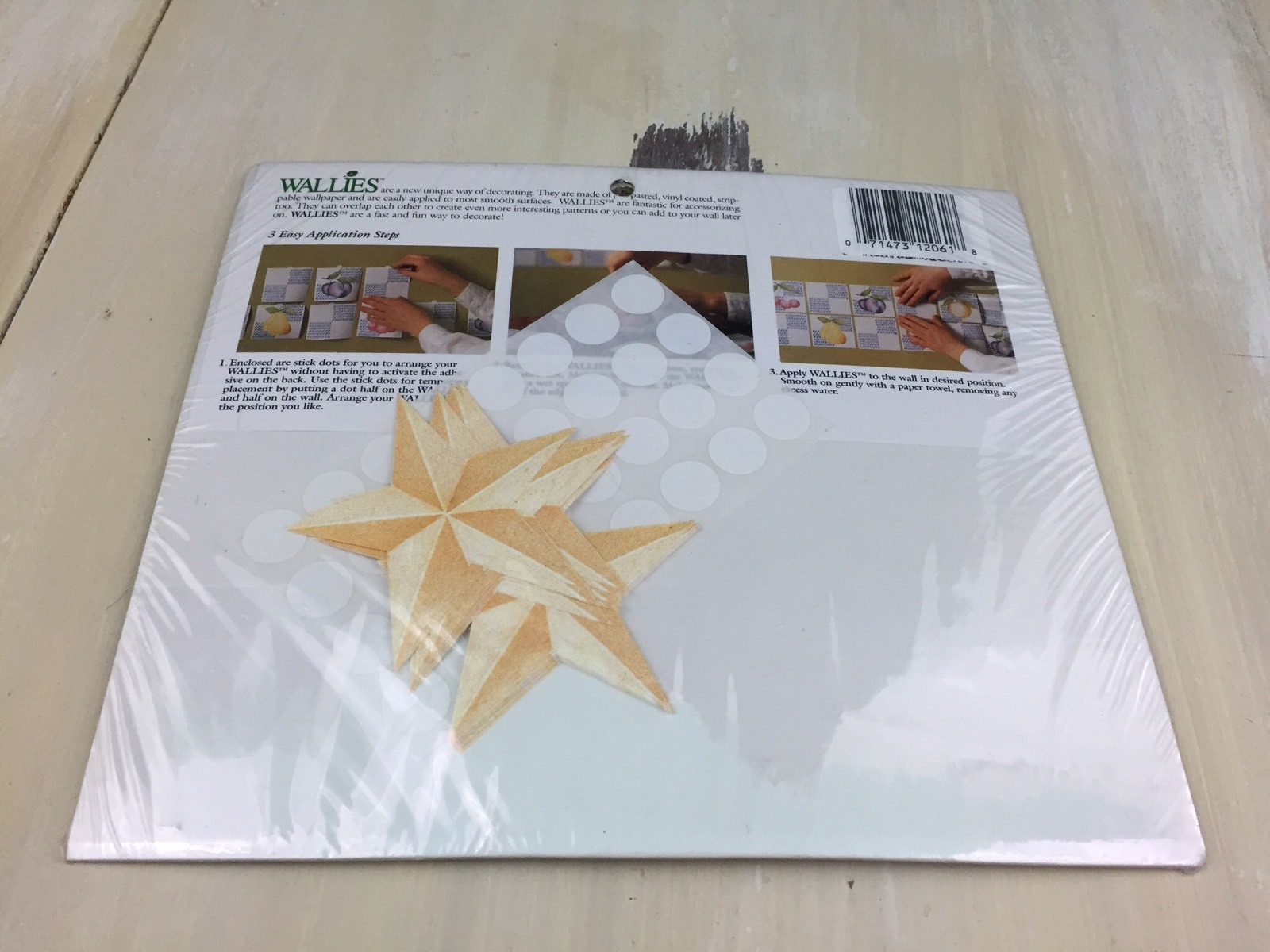 WALLIES WALLPAPER CUTOUTS - 25 Celestial Stars- Pre Pasted Vinyl Coated!  COOL!