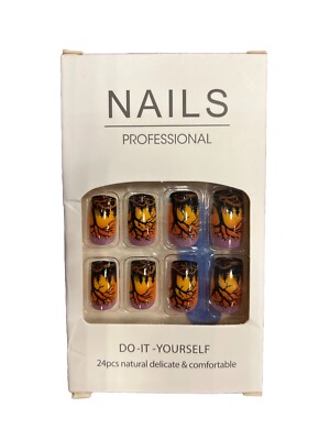 New Nails Professional Do It Yourself 24 Piece Natural Delicate & Comfortable 