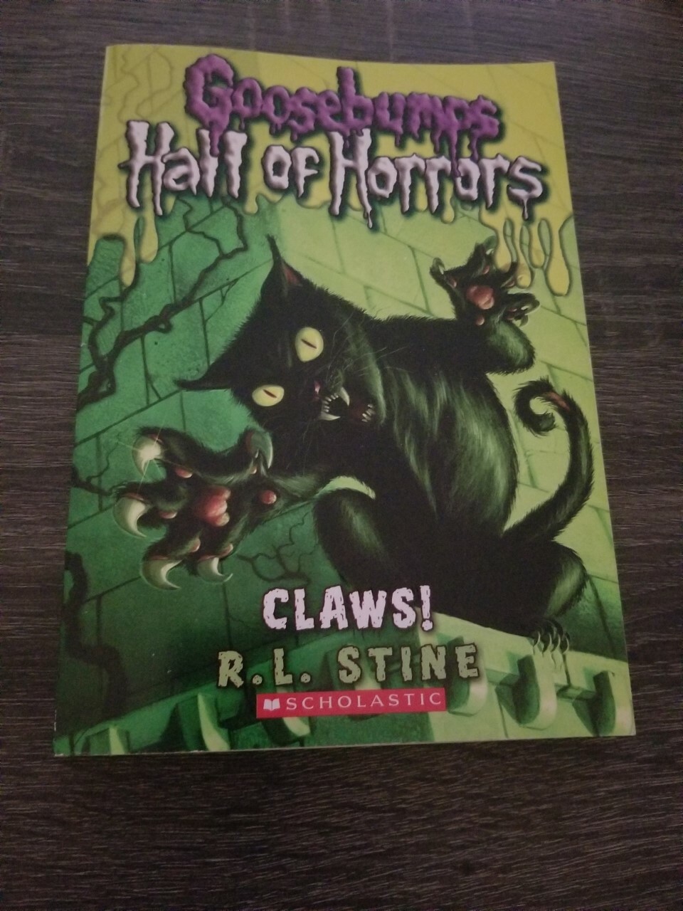 Goosebumps Hall of Horrors Ser.: Claws! (Goosebumps Hall of Horrors #1 ...