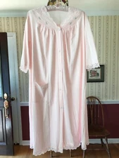Vintage Shadowline Blush Pink Robe Lace Short Sleeve Knee Length Rose Buds Sz M