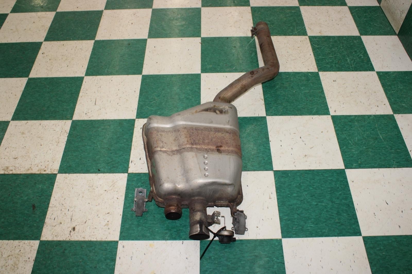 13-18 FLYING SPUR 6.0L Motor Engine Exhaust System Right RH Muffler Unit OEM OE