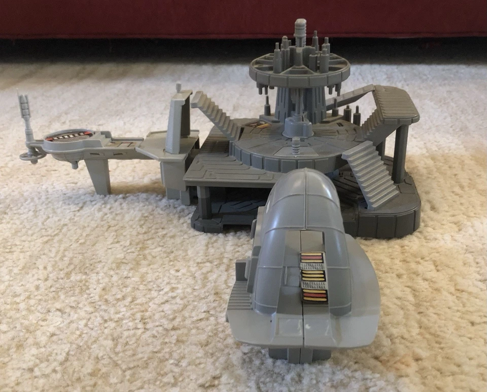 Juego Vintage 1982 Star Wars Micro Colección BESPIN WORLD Solo Juguete Raro Foto 3 de 4