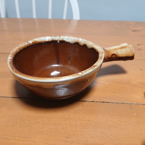 Set Of 2 Monmouth Pottery Soup Bowl Maple Leaf USA Handled Soup Bowl Brown Drip - Picture 5 of 8