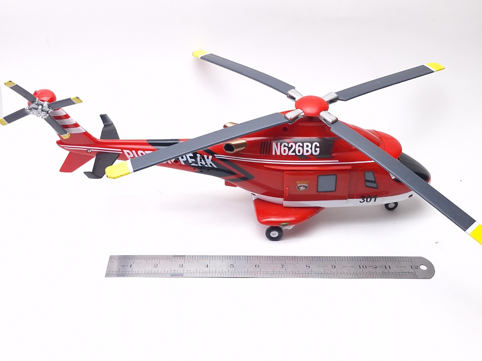 Disney Pixar Planes Large Piston Peak Red 15" Ranger Helicopter Fire Rescue