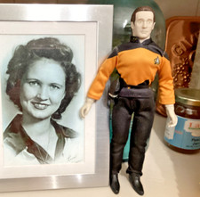 MEGO STAR TREK NEXT GENERATION LEIUTENANT COMMANDER DATA 8 cali figurka akcji