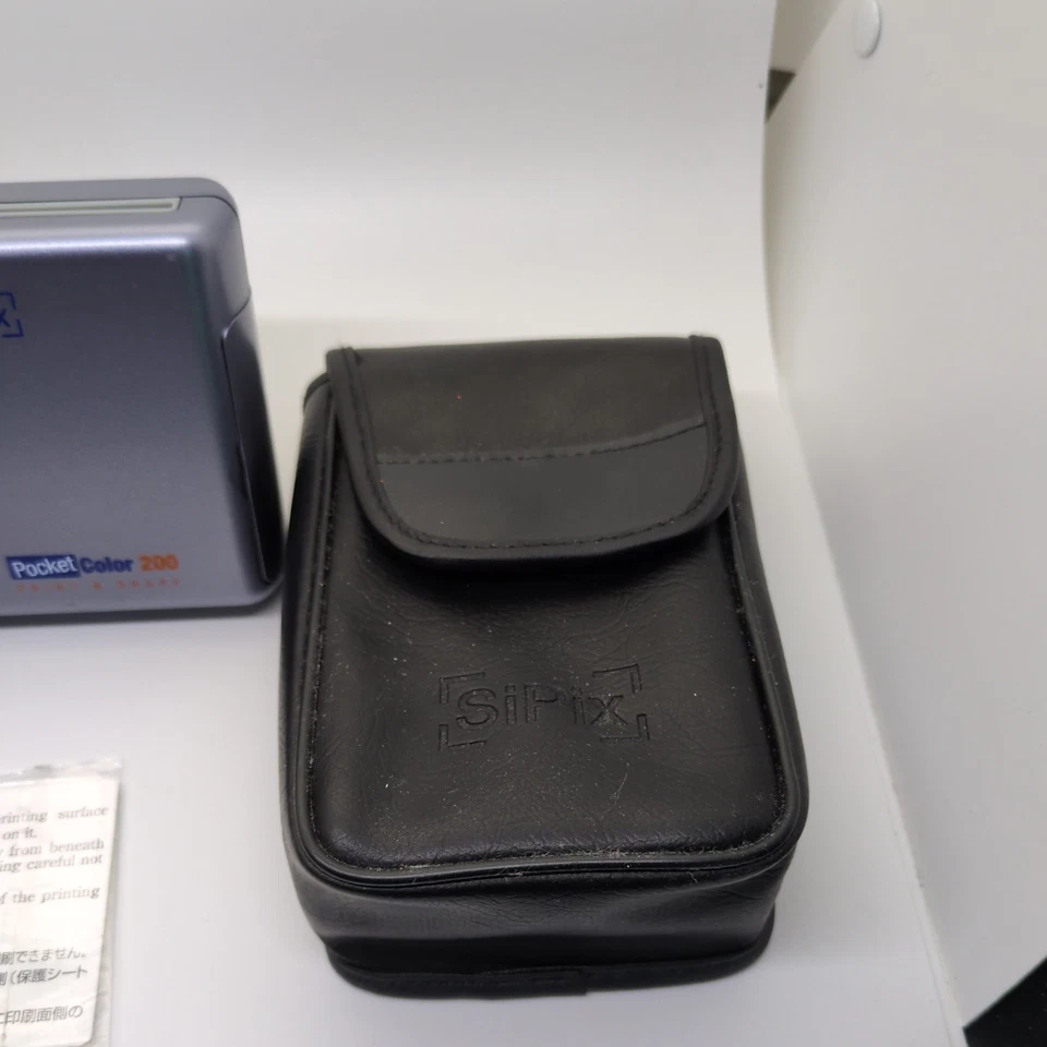 Pocket Color 200 Print and Share SiPix Powers On Untested Mobile Printer As Is - Image 3 of 4