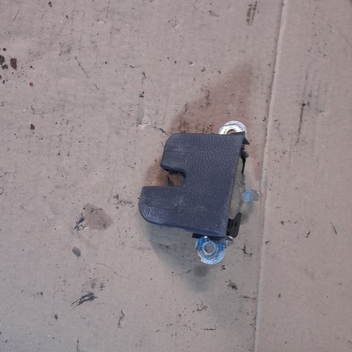 VW Golf 5 1K Schloss Kofferraumverriegelung Heckklappenschloss 1K6827505 B