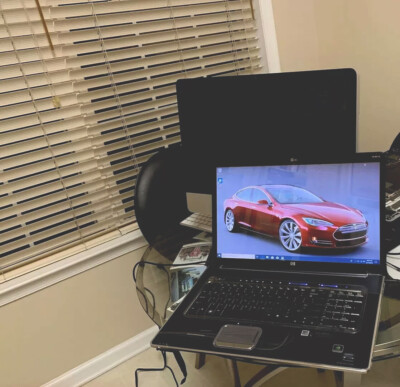 HP HDX18 -18.6  HD Screen Intel  Processor