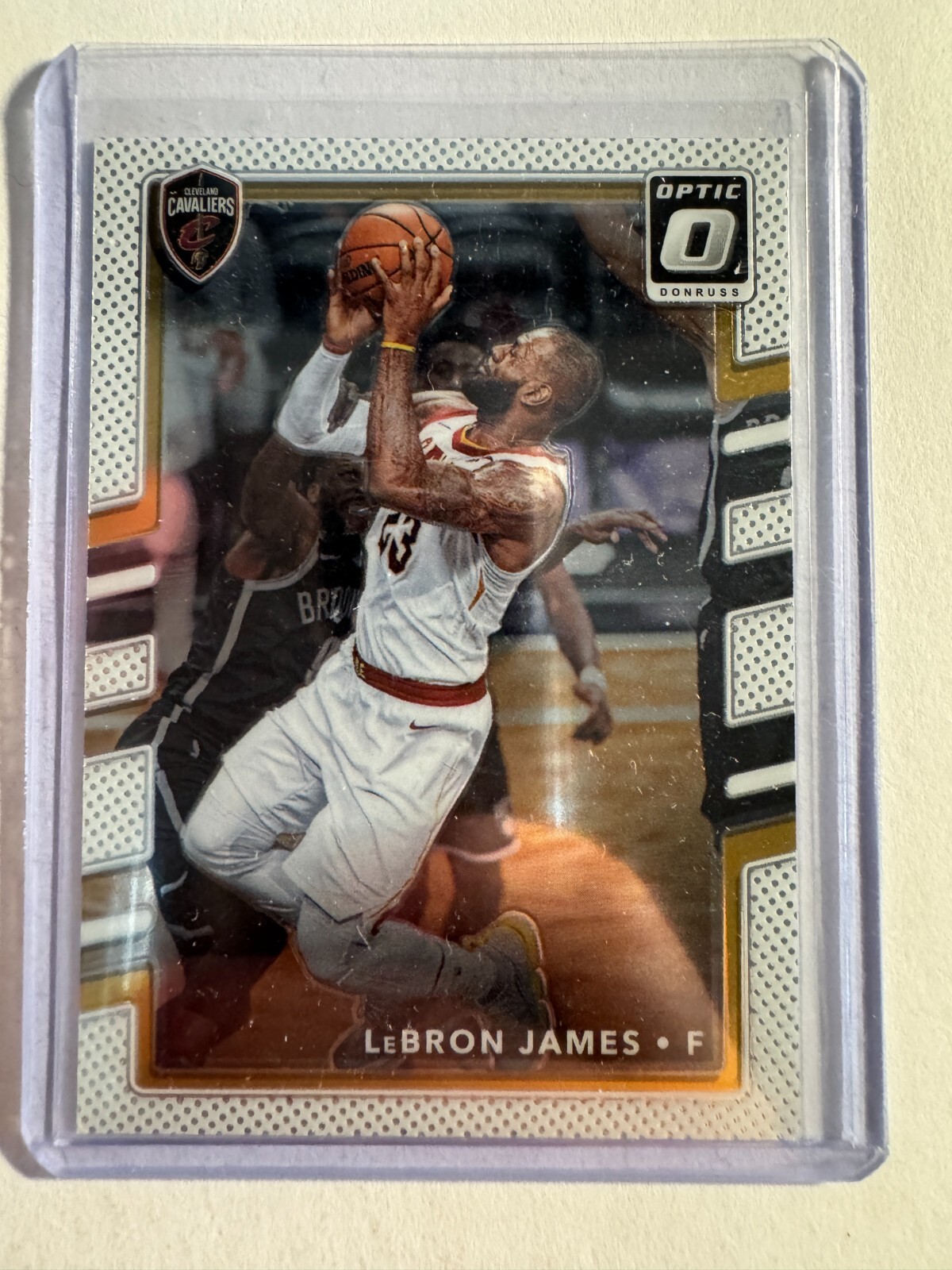 K184,161 - 2017-18 Donruss Optic #27 LeBron James