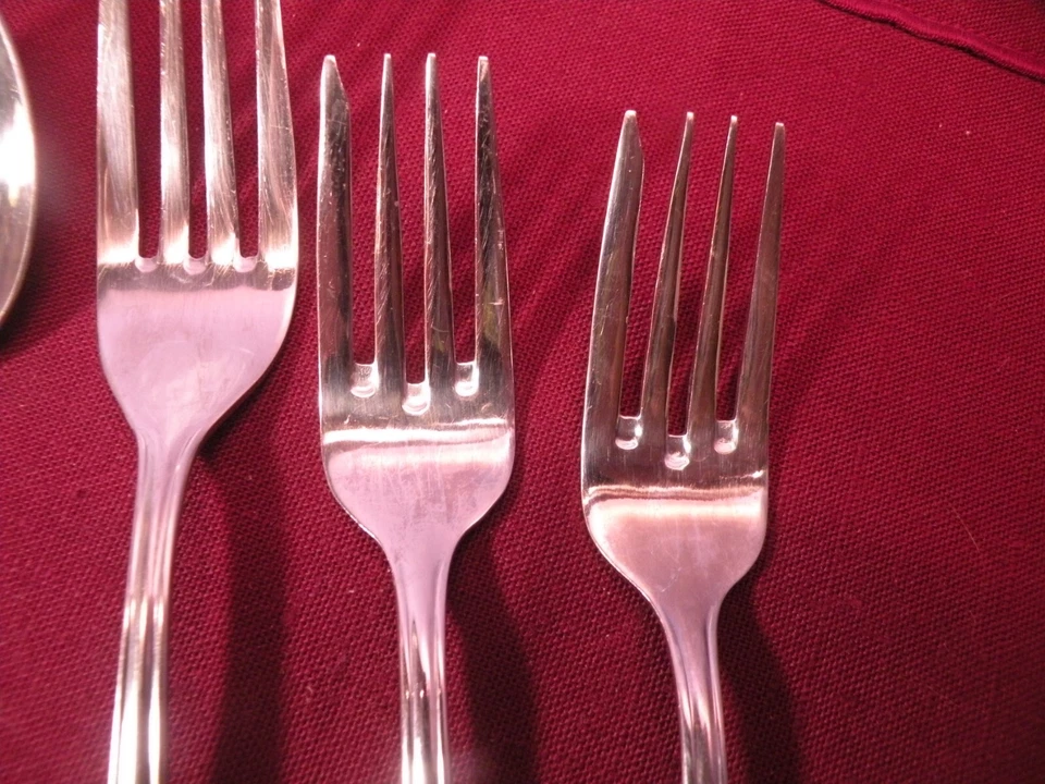 Retroneu Alton 18/10 Stainless 1 Soup Spoon 1 Dinner fork 2 Salad Forks GF2 - Image 3 of 4