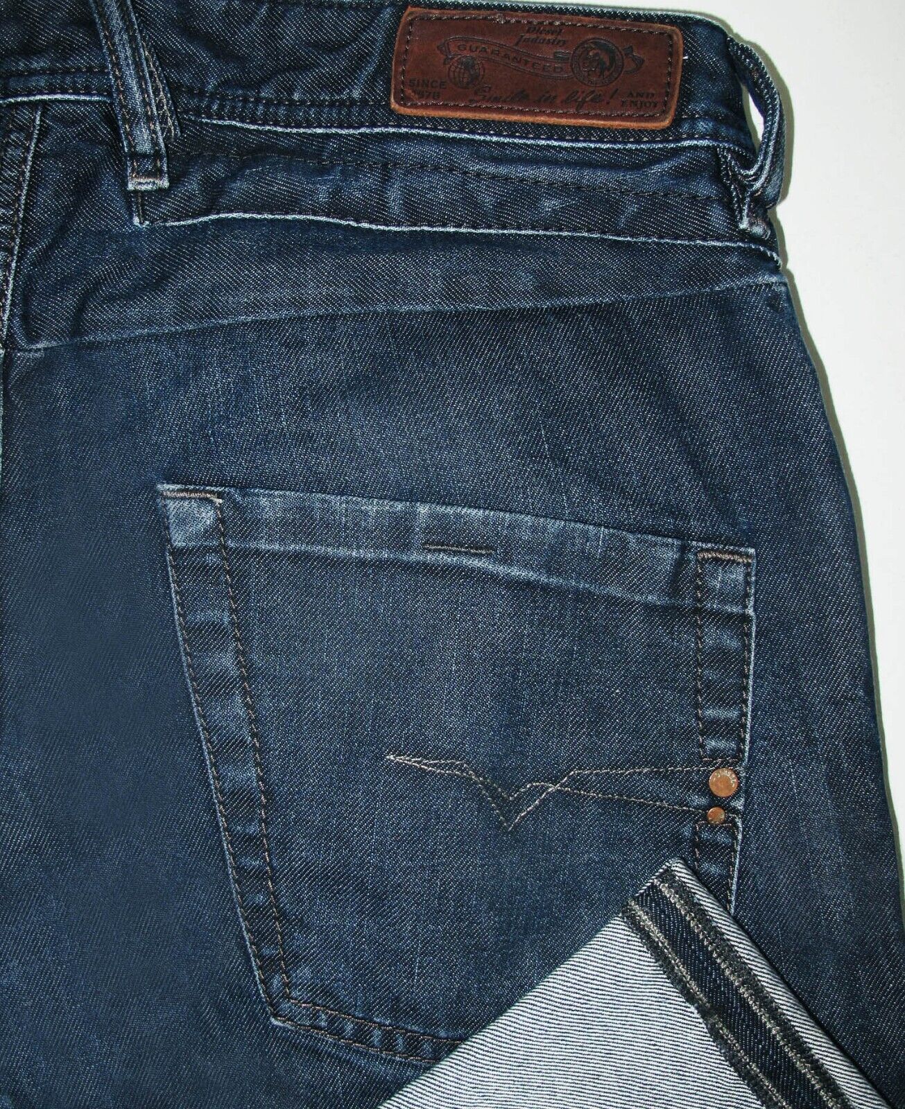 HOT Men DIESEL @ BELTHER Art 88Z Slim TAPERED DARK Denim Jeans 32x34 ...