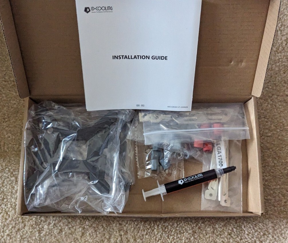ID-COOLING DASHFLOW 240 Basic White CPU Water Cooler AIO 240mm Universal bracket
