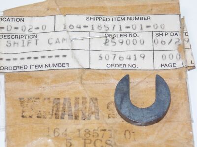 NOS OEM YAMAHA 68-76 YCS1 / C AT1E/B/C RS100B DT125A Halter Shift Cam