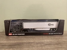 DCP by First Gear 1:64 Classic Carriers Freightliner  Tractor /Trailer HTF