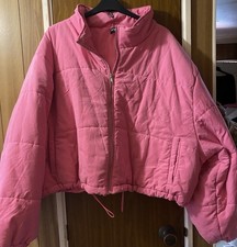 Pretty Little Thing Plus Size Ladies Short Puffer Jacket Pink NWT Size 30