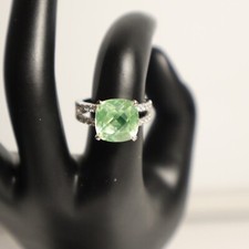 Sterling Silver Ring With Green Gemstone  CZ Accents Size 7 925 Stamped