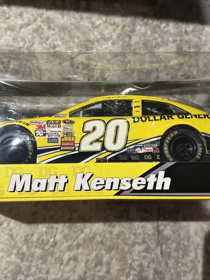 Matt Kenseth 1/24 2014 #20 Camry Dollar General 75th Lionel Racing Limited Foto 3 de 4