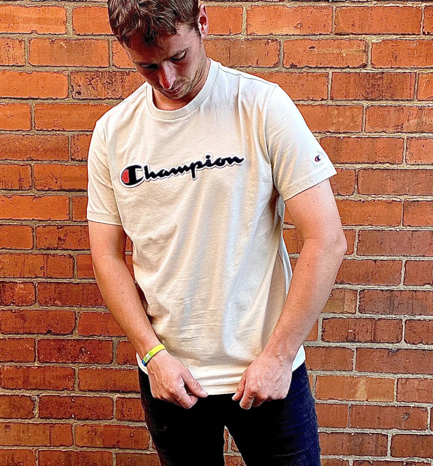 Champion Cream TShirt Men’s XS Tee Shirt Round Neck Spellout Embroidered Summer