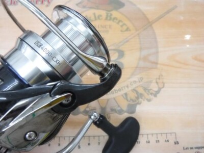 【美品】DAIWA 18EXIST LT4000-CXH Near Mint】DAIWA 18 EXIST LT 4000-CXH Spinning Reel From Japan