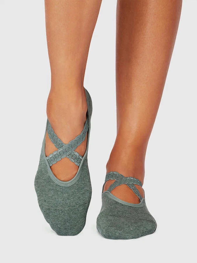 Tavi Chloe Grip Socks Women's Grip Yoga Pilates Barre Dancing Sport Fitness - Image 2 of 2