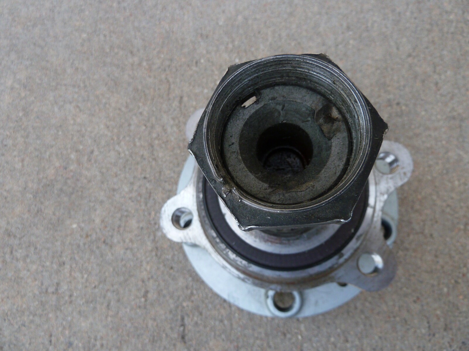 2007-2010 Lamborghini Murcielago LP640 Left Rear Hub Bearing Carbon Brakes