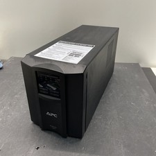 APC SMT1000I Smart-UPS Ohne Batterien - Front...