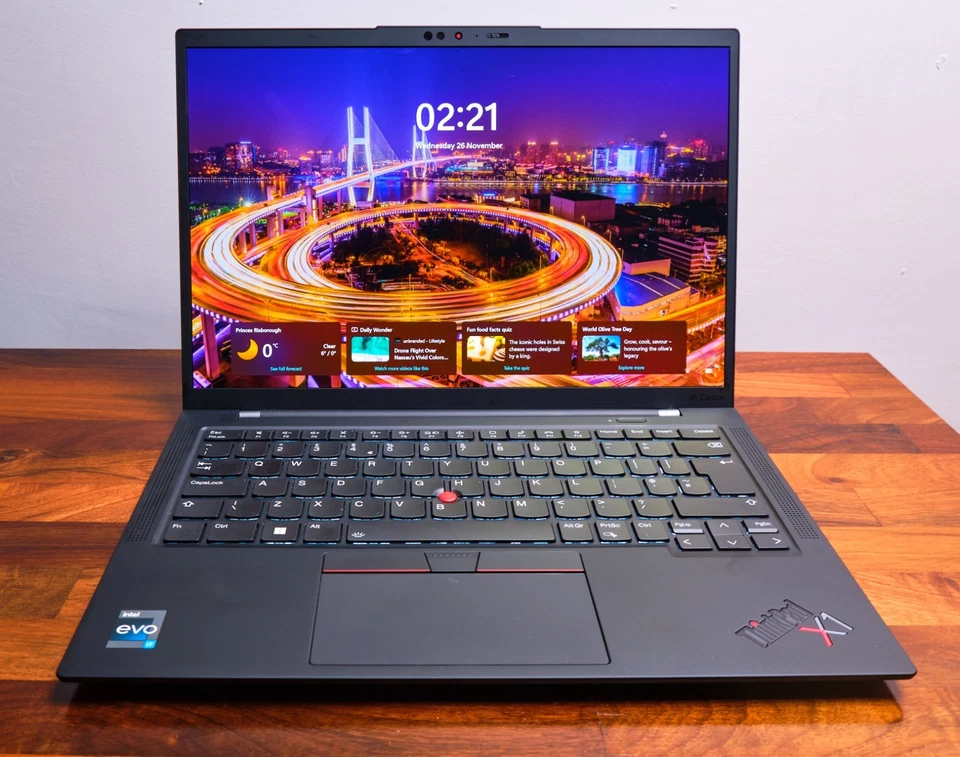 Lenovo Thinkpad X1 Carbon Gen 11 i7-1355 32GB DDR5 1TB SSD 2.8K OLED WARRANTY 5G - Image 2 of 4