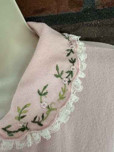 Vintage Pink Nightgown Large Leonora Long Sleeve Gown Embroidery Collar Buttons - Picture 4 of 13