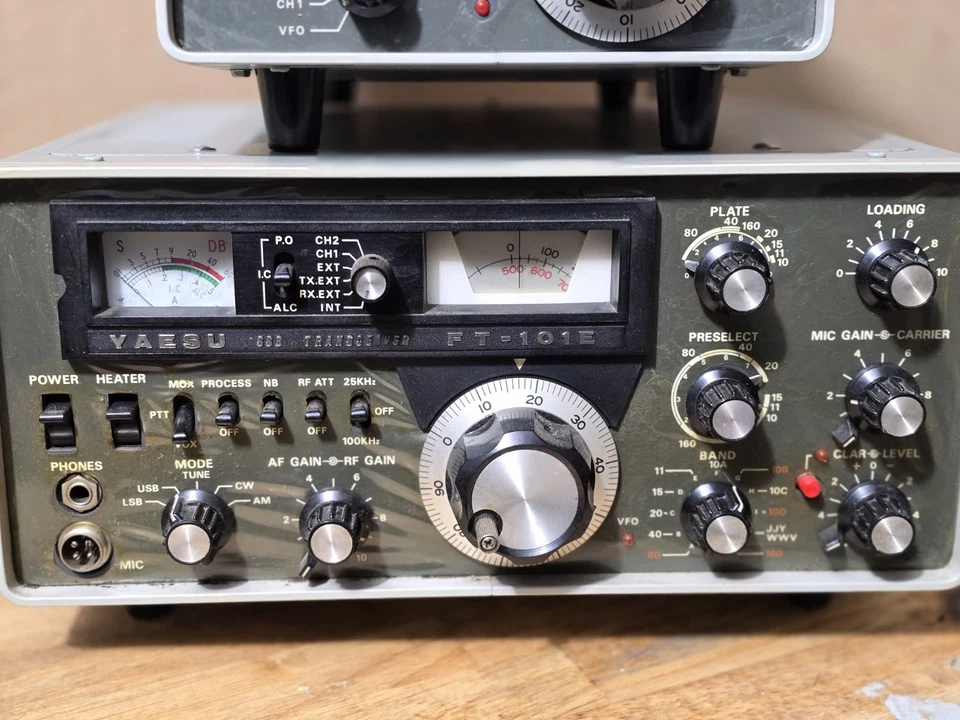 yaesu ham无线电基站 — 第 4/4 张图片