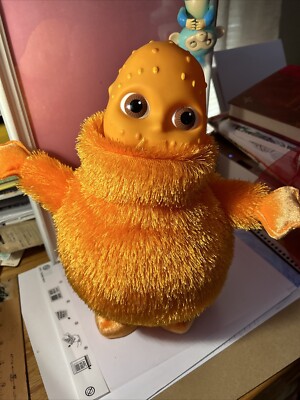 Vintage Hasbro 2004 Orange Animated Boohbah Zumbah Musical Plush