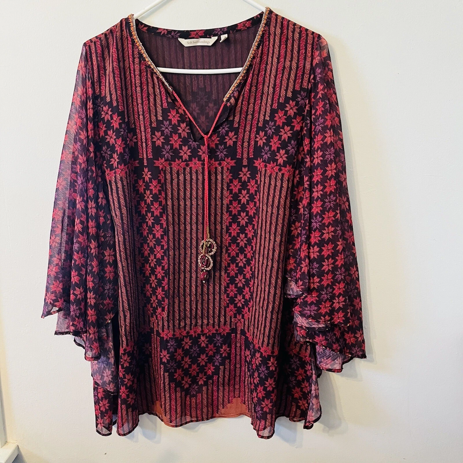 Soft Surroundings Style 2DR77 Boho Poncho Beaded Top Size M Bell Sleeves Light