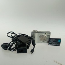 FUJIFILM FINEPIX F10 Compact Digital Camera Silver Tested Good Condition