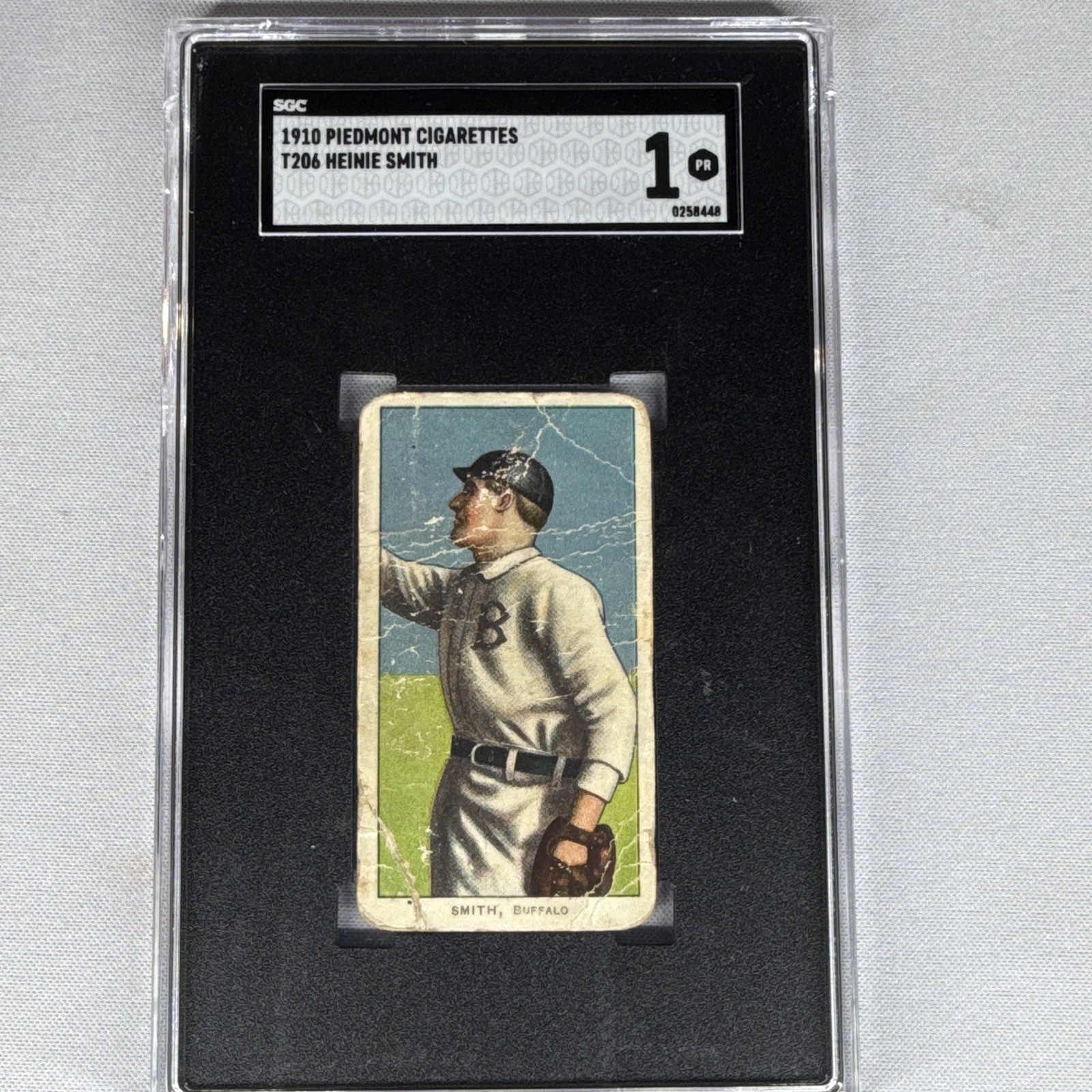 SGC 1 PR 1910 Piedmont Cigarettes T206 Heinie Smith Buffalo Tobacco Card