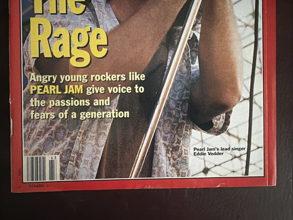Time Magazine October 25 1993 Eddie Vedder Grunge Pearl Jam No Label Newsstand - Image 2 of 4