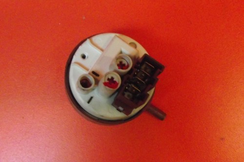 Waschmaschine INDESIT WIA101 UK Druckschalter