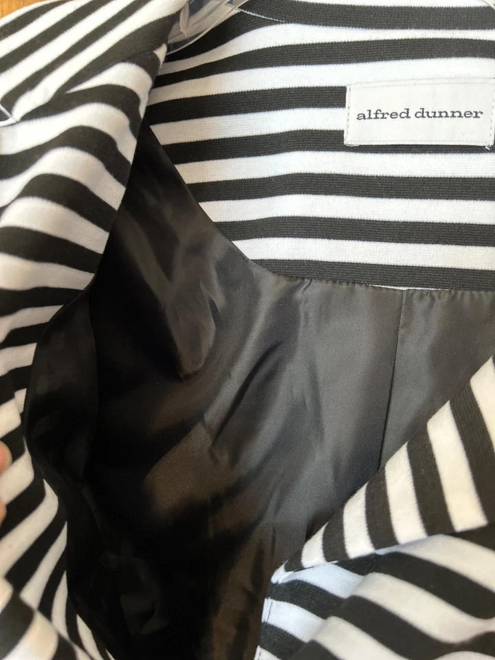 Alfred Dunner Size 14 Black And White Button Up Striped Jacket - Image 3 of 4