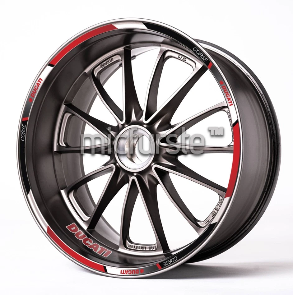 Nuova Ducati Hypermotard 950 RVE, cambiano i colori ma lo stile resta