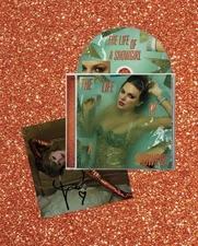 Taylor Swift - The Life Of A Showgirl (HAND SIGNED CD PHOTO 2)