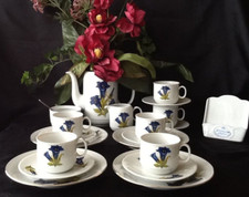 Seltmann Weiden Enzian Goldrand Kaffeeservice für 4 Personen und mehr Konvolut